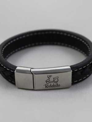 Pulsera trenzada negra