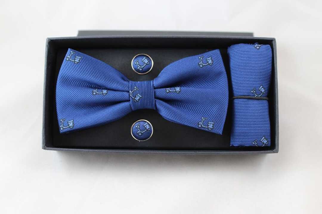 Conjunto estampado logo vespa 1 Conjunto estampado logo vespa