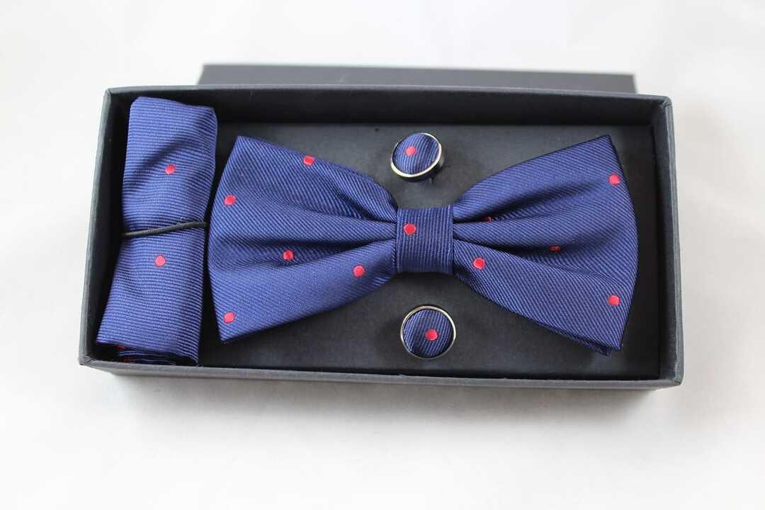 Conjunto azul marino estampado lunares 1 Conjunto azul marino estampado lunares