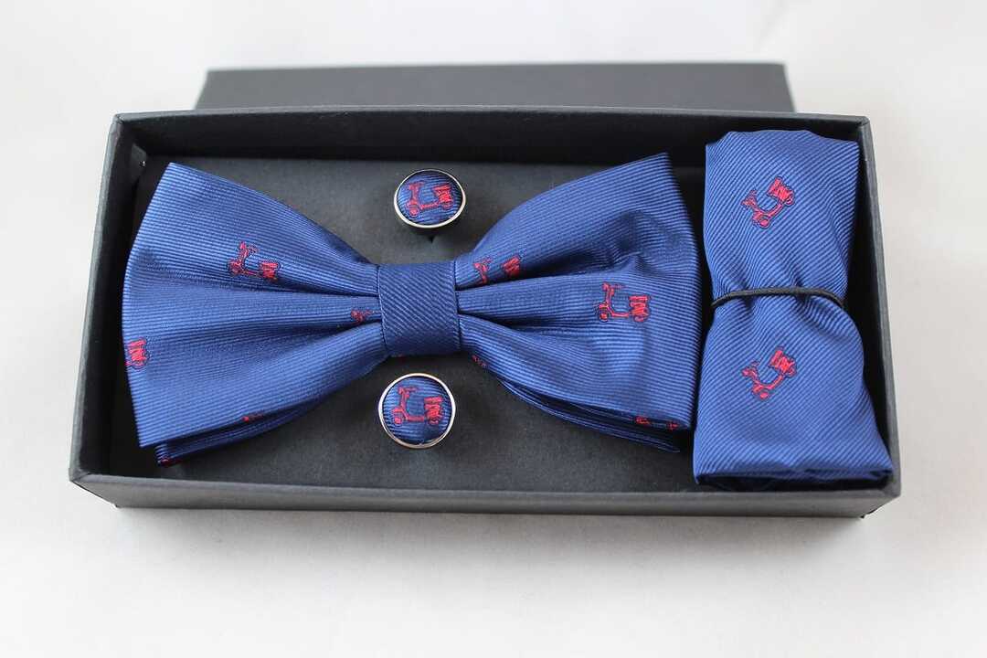 Conjunto azul estampado logo vespa 1 Conjunto azul estampado logo vespa