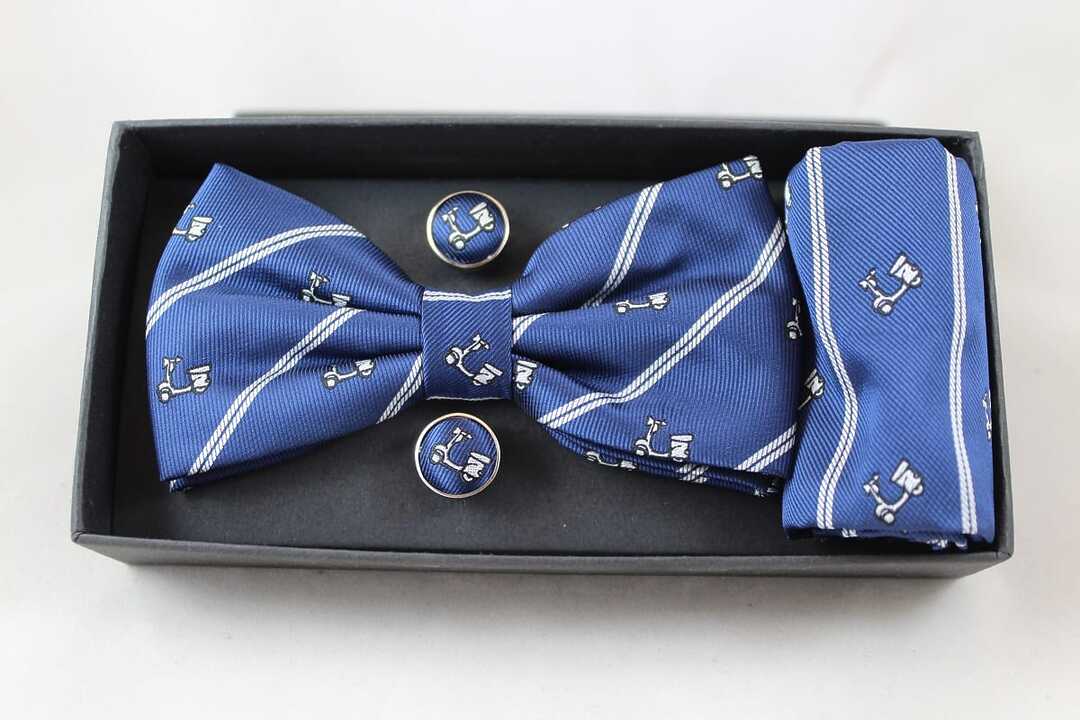 Conjunto azul estampado logo vespa 1 Conjunto azul estampado logo vespa