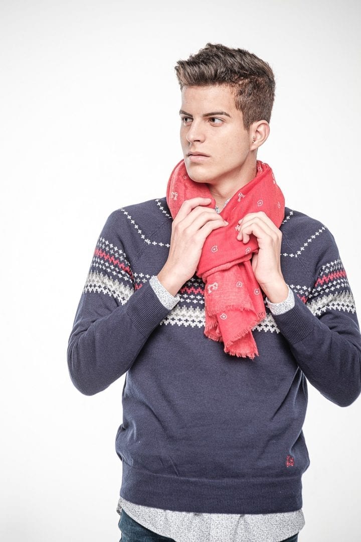 Pashmina roja con motos 1 Pashmina roja con motos