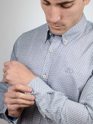 Camisa estampado geométrico