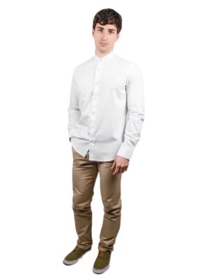 Camisa clásica blanca cuello mao